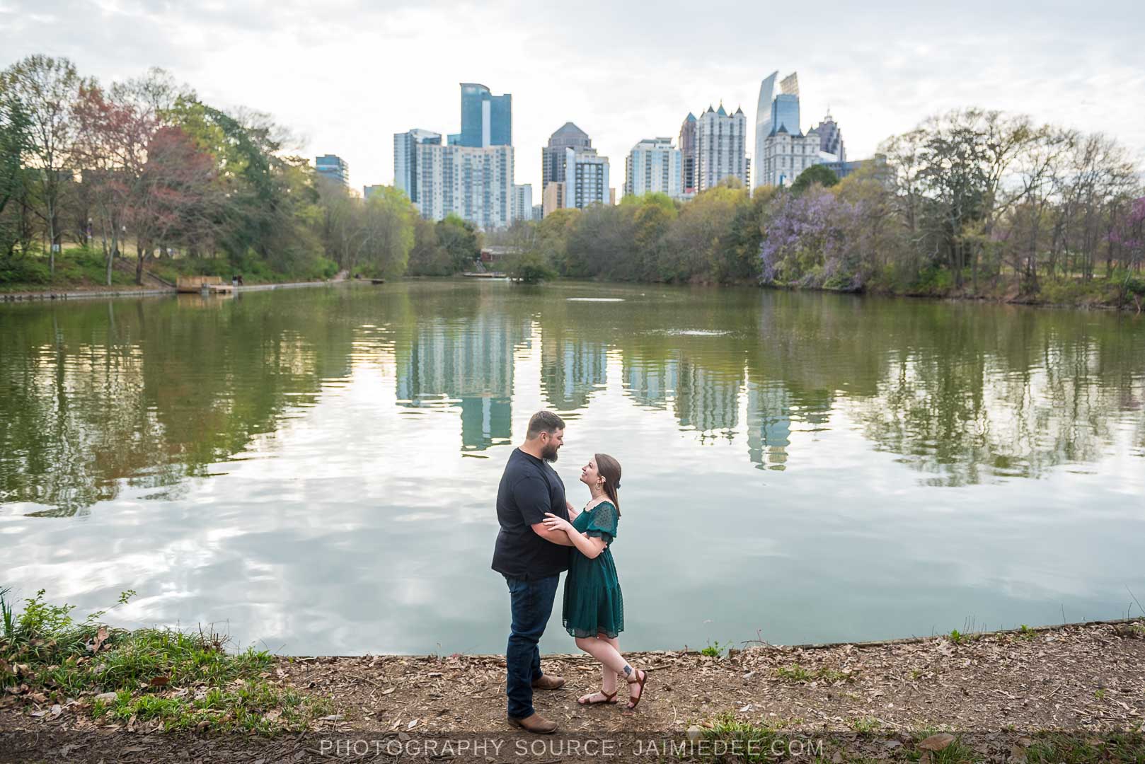 spring engagement photo ideas