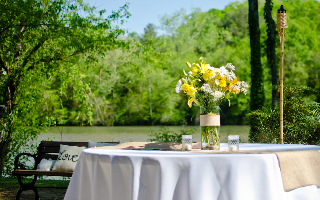 Atlanta Wedding Photographers | Roswell River Landing Wedding