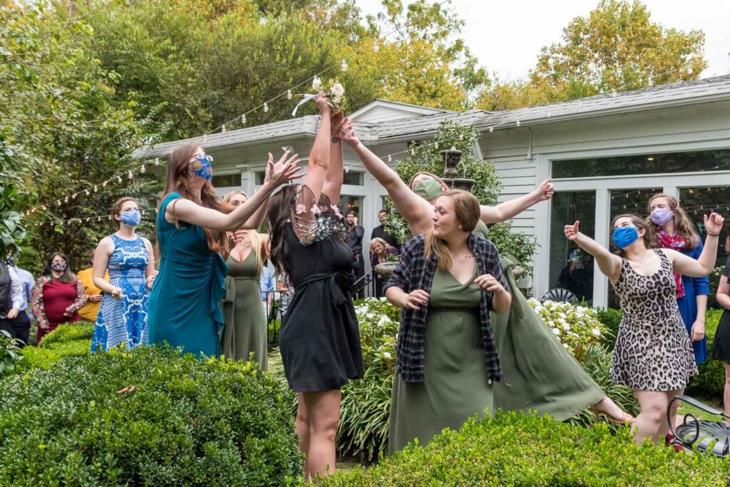 Allison-Ian-Portfolio-Optimized-bouquet-toss