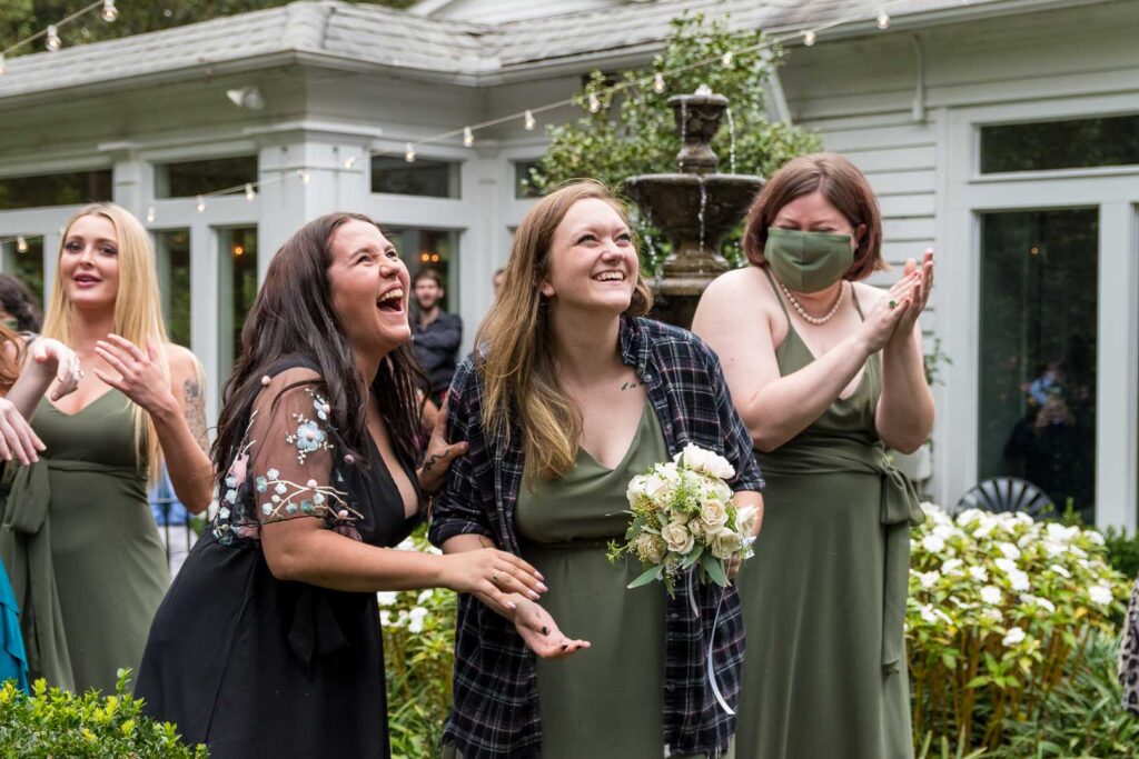 Allison-Ian-Portfolio-Optimized-bouquet-toss