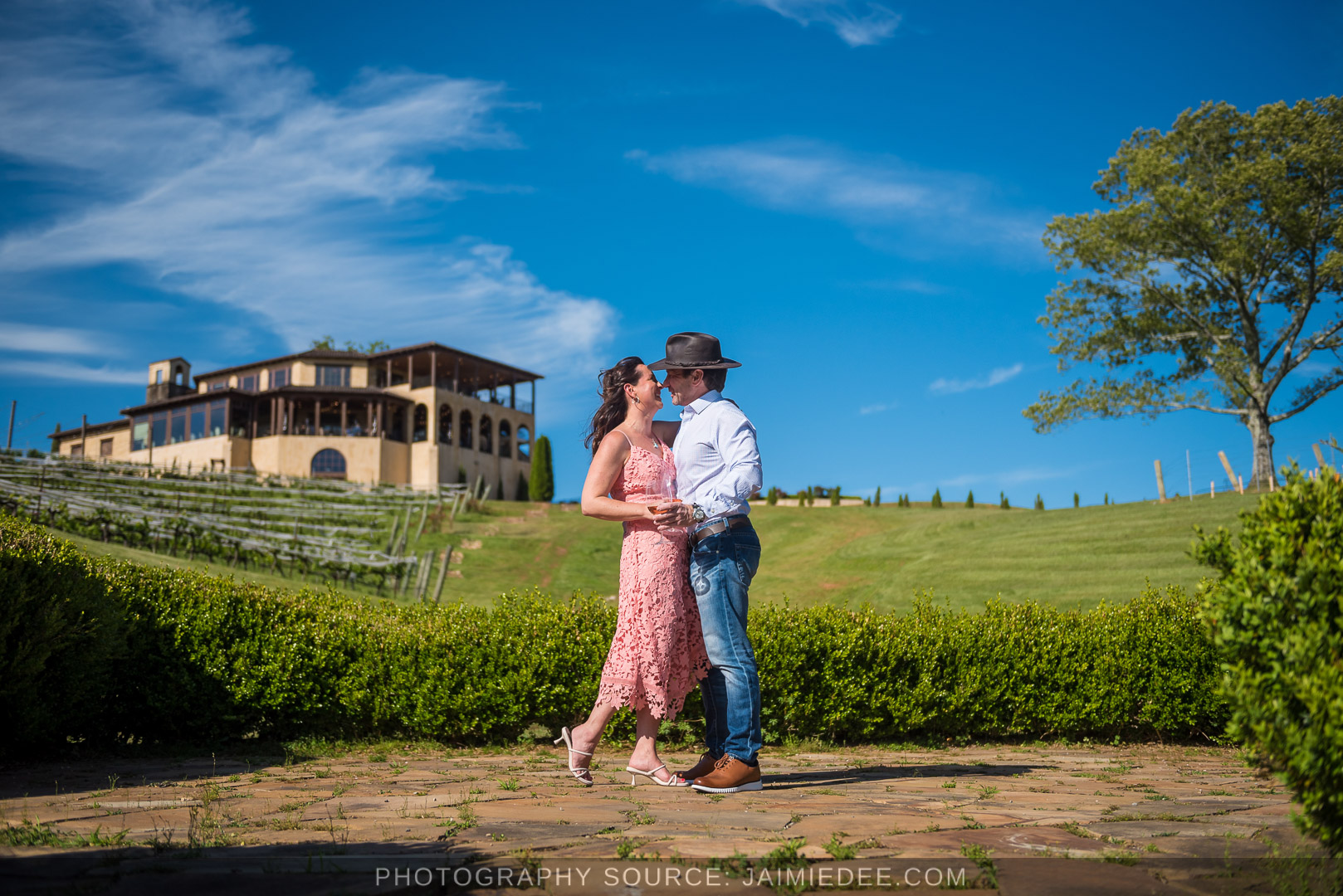 montaluce winery engagement photos