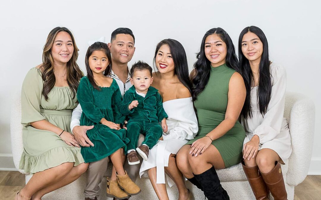 Extended Family Photos: How to Plan a Relaxed, Joyful Session