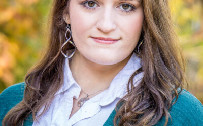 What to Wear for Headshots: A Photographer’s Outfit Guide