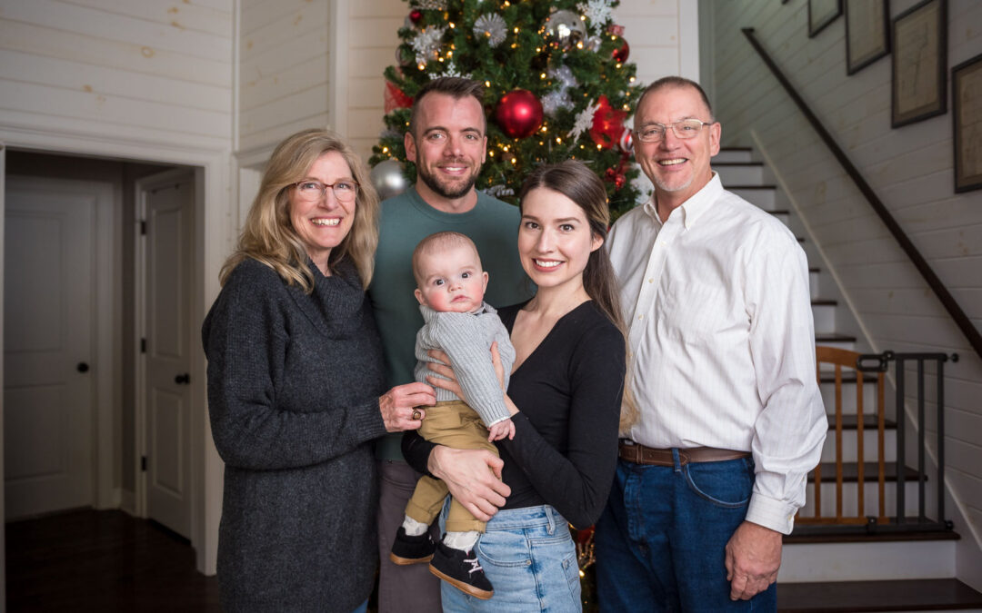 Family Christmas Picture Outfits: What to Wear for Christmas Photos