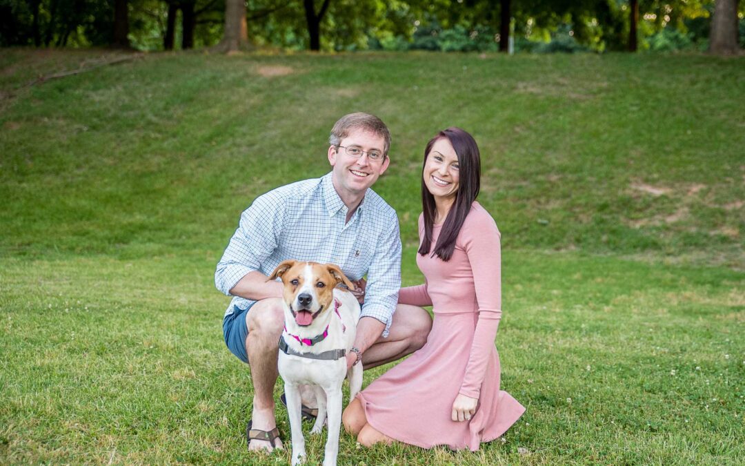 Family Photos with Dogs in Atlanta: Pet-Friendly Locations and Tips