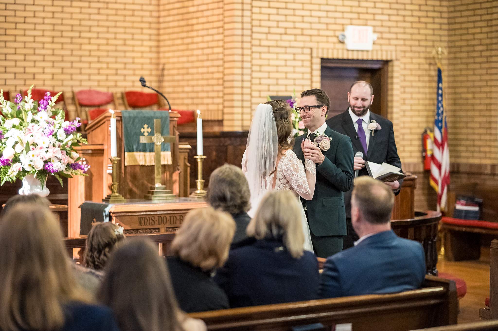 Guests watching a wedding ceremony at Fayetteville First United Methodist Church