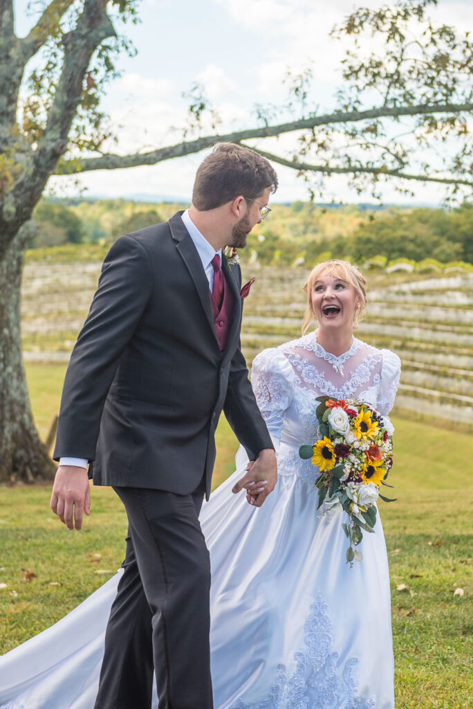 Montaluce Winery Wedding Photos photos by big oak tree