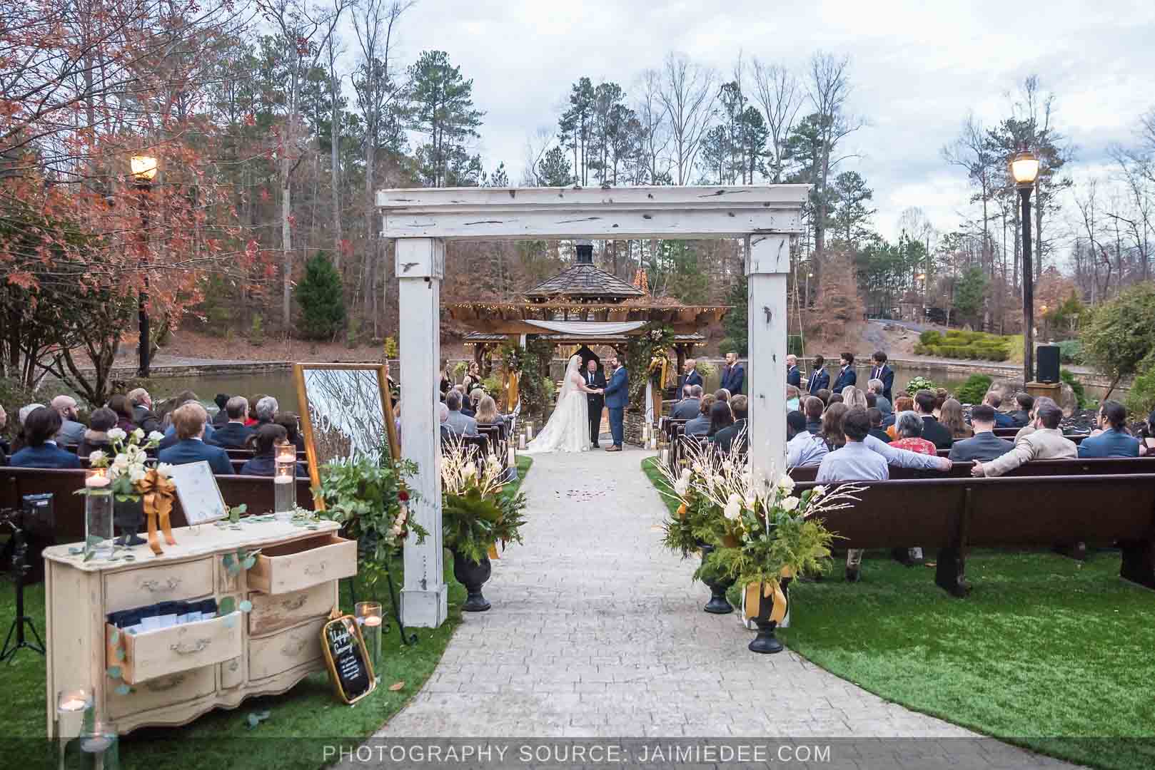 Rocky's Lake Estate Wedding Venue - Wedding ceremony - full view of ceremony site