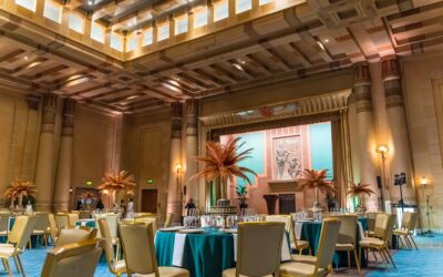 The Fox Theatre Wedding: 3 Stunning Photo Tips and What to Expect